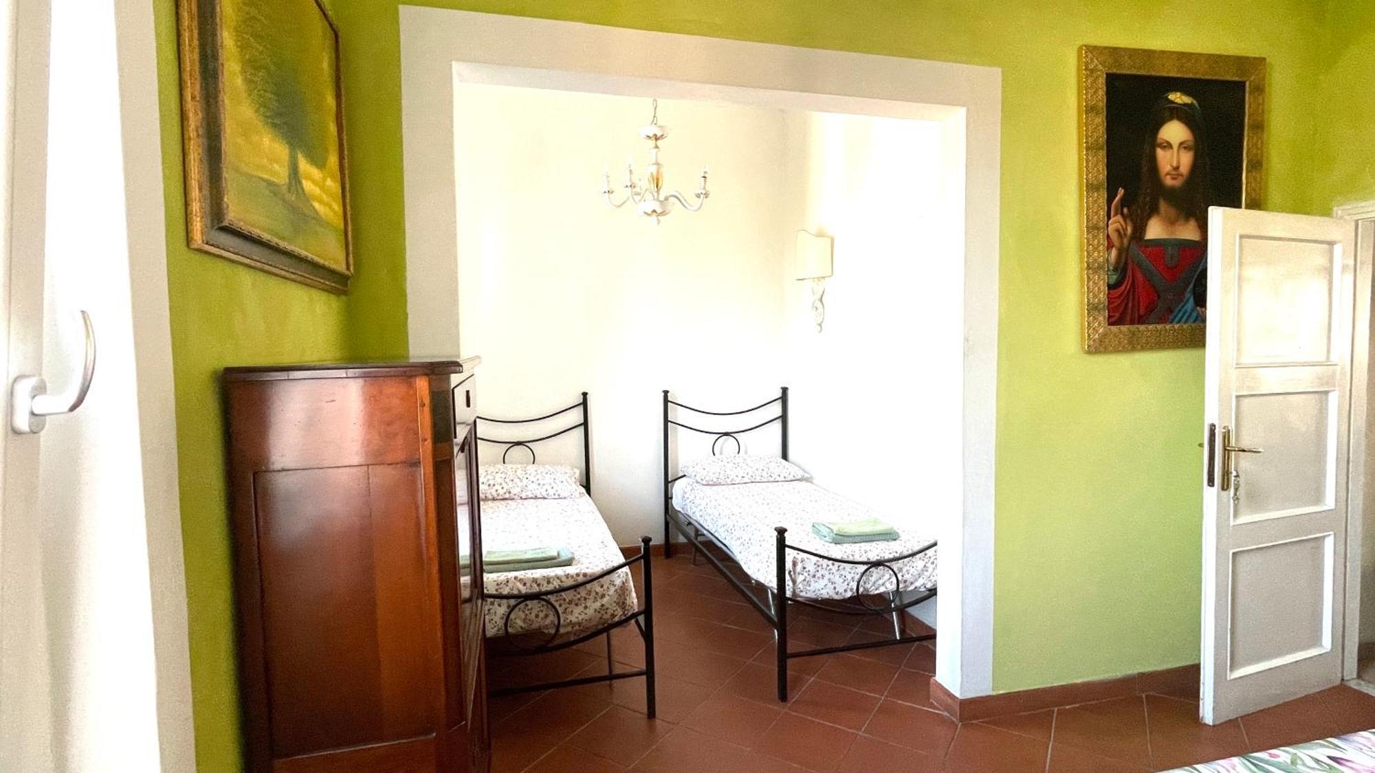 , Having Fiesole View1 Guest house *